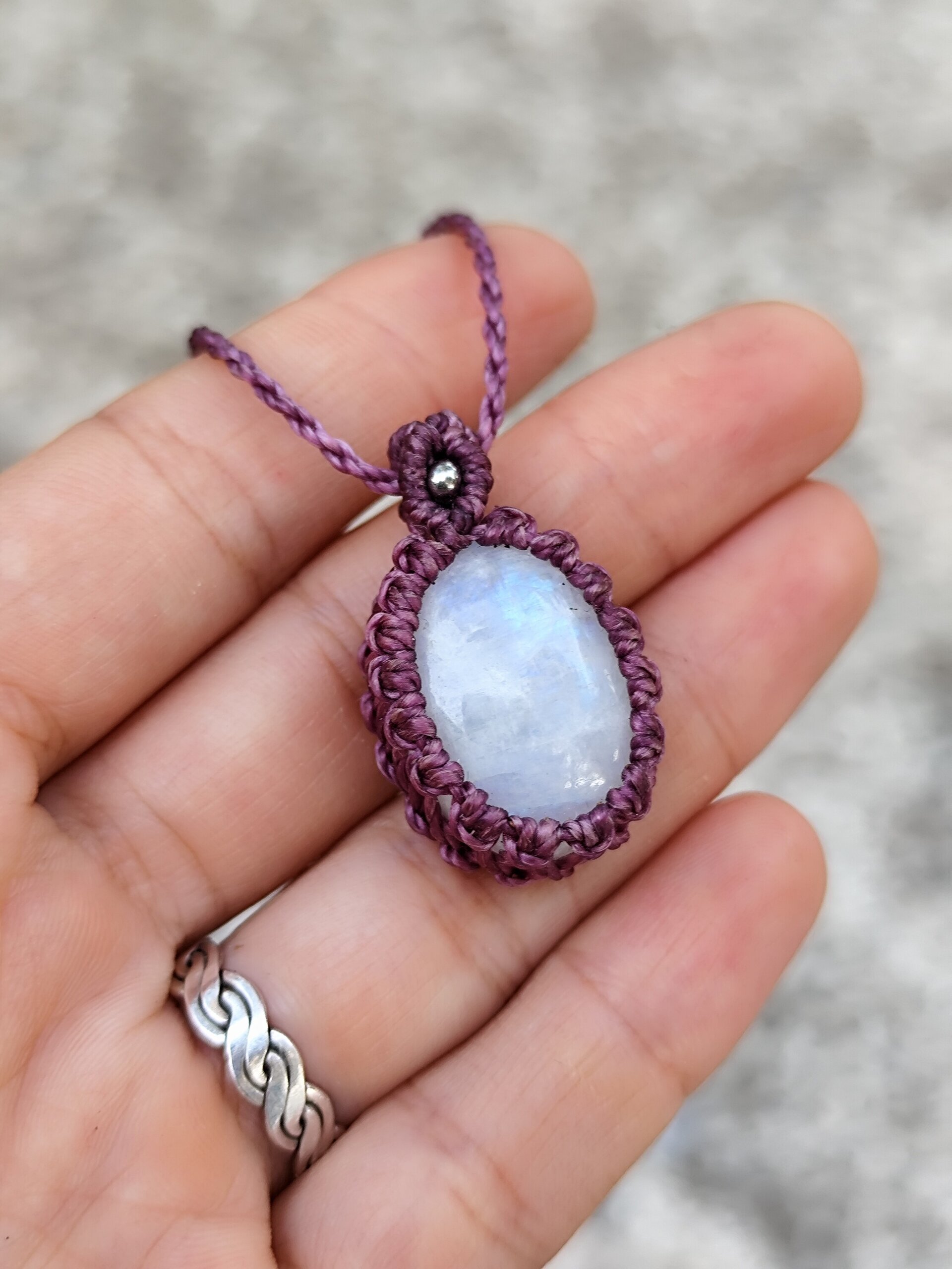 Piedra Luna en Macramé - 2